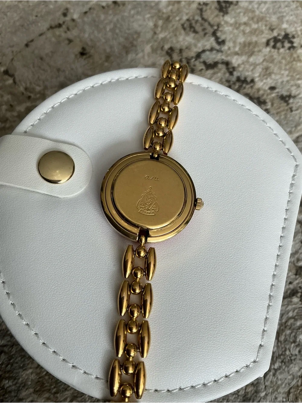 Ladies GUCCI dressy chain bracelet watch w/ bezels❤️💙🖤💚🧡